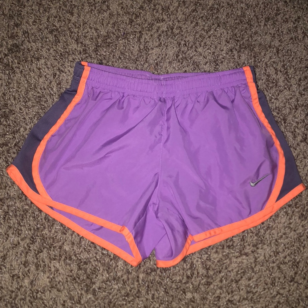 Girls Nike small running shorts
